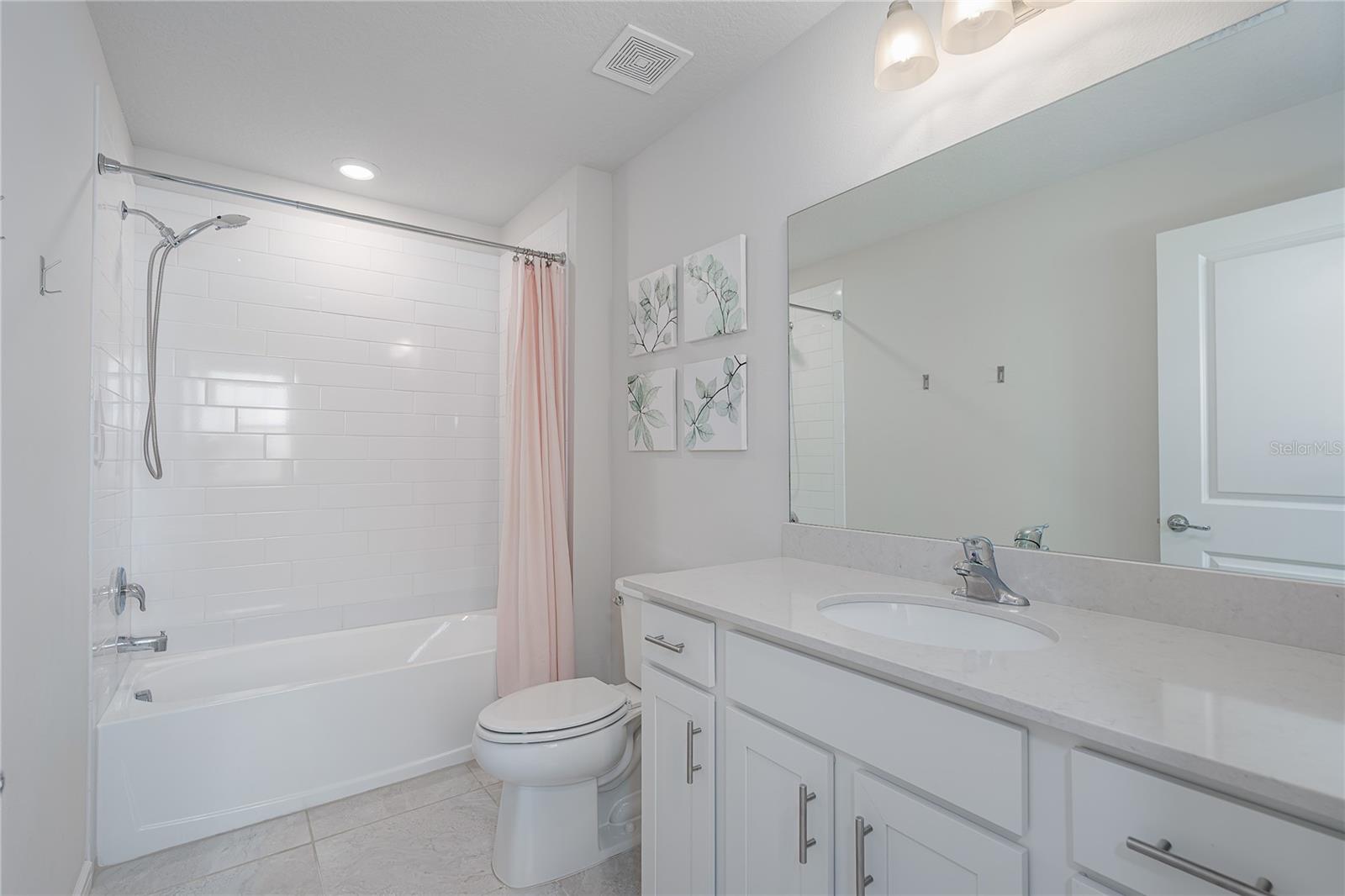 9148 Royal River Circle