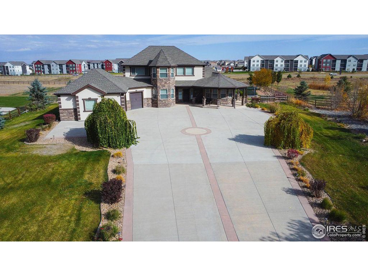 8734 Longs Peak Cir
