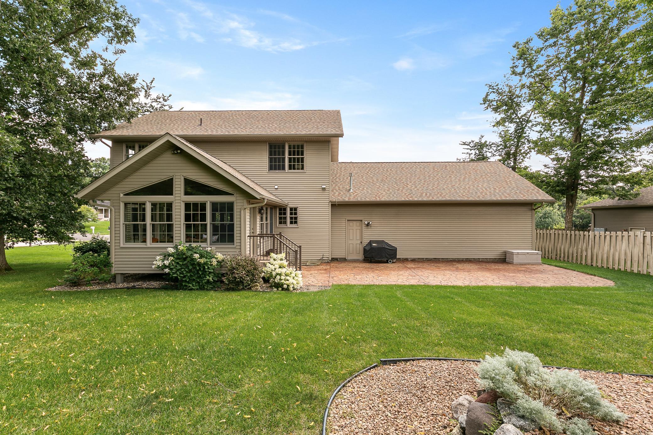 1301 Pondview Lane