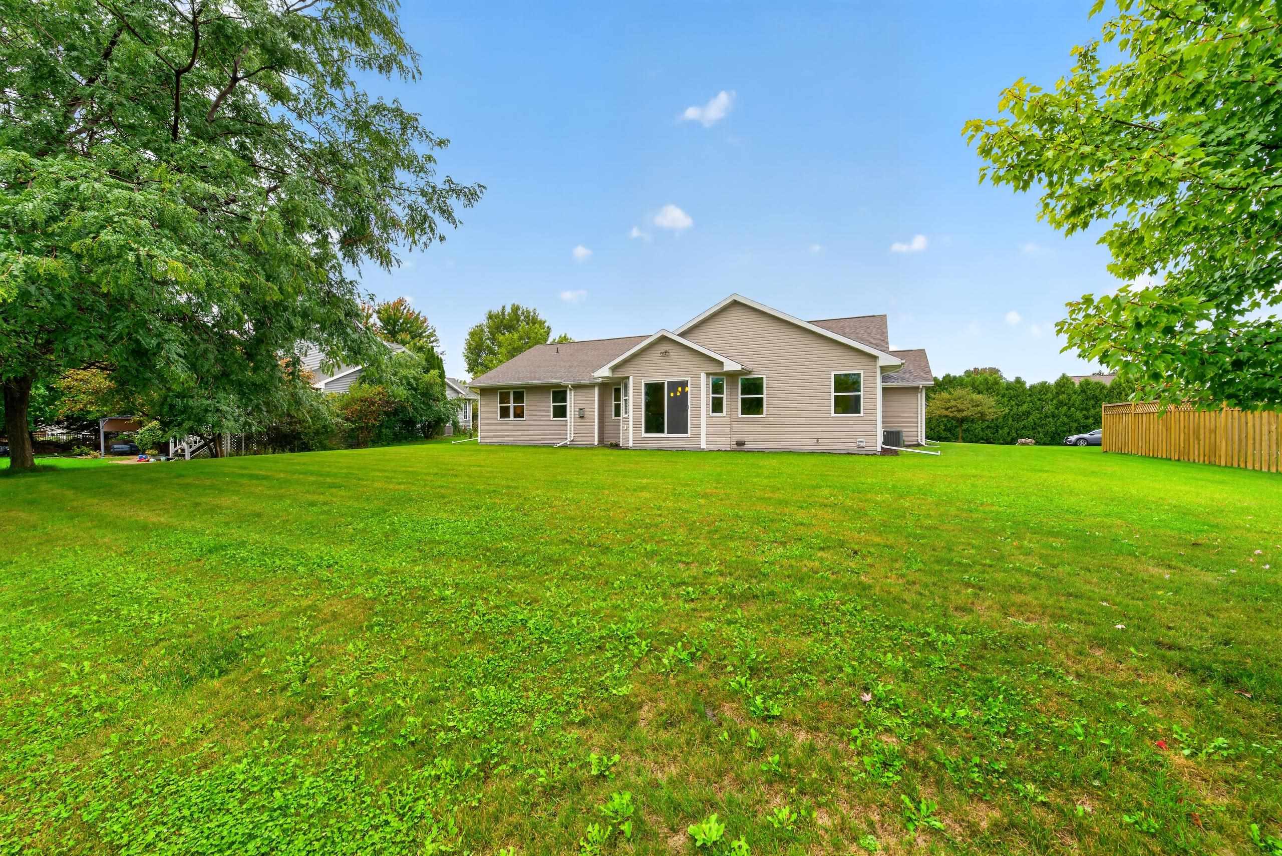 3875 Duchess Lane