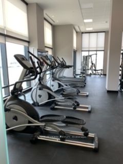 681 Yonge St 401