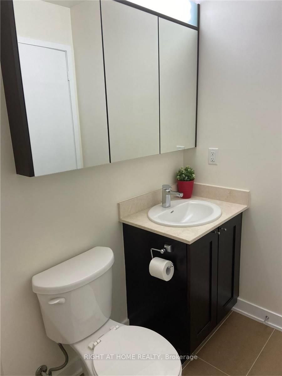 4065 Brickstone Mews 208