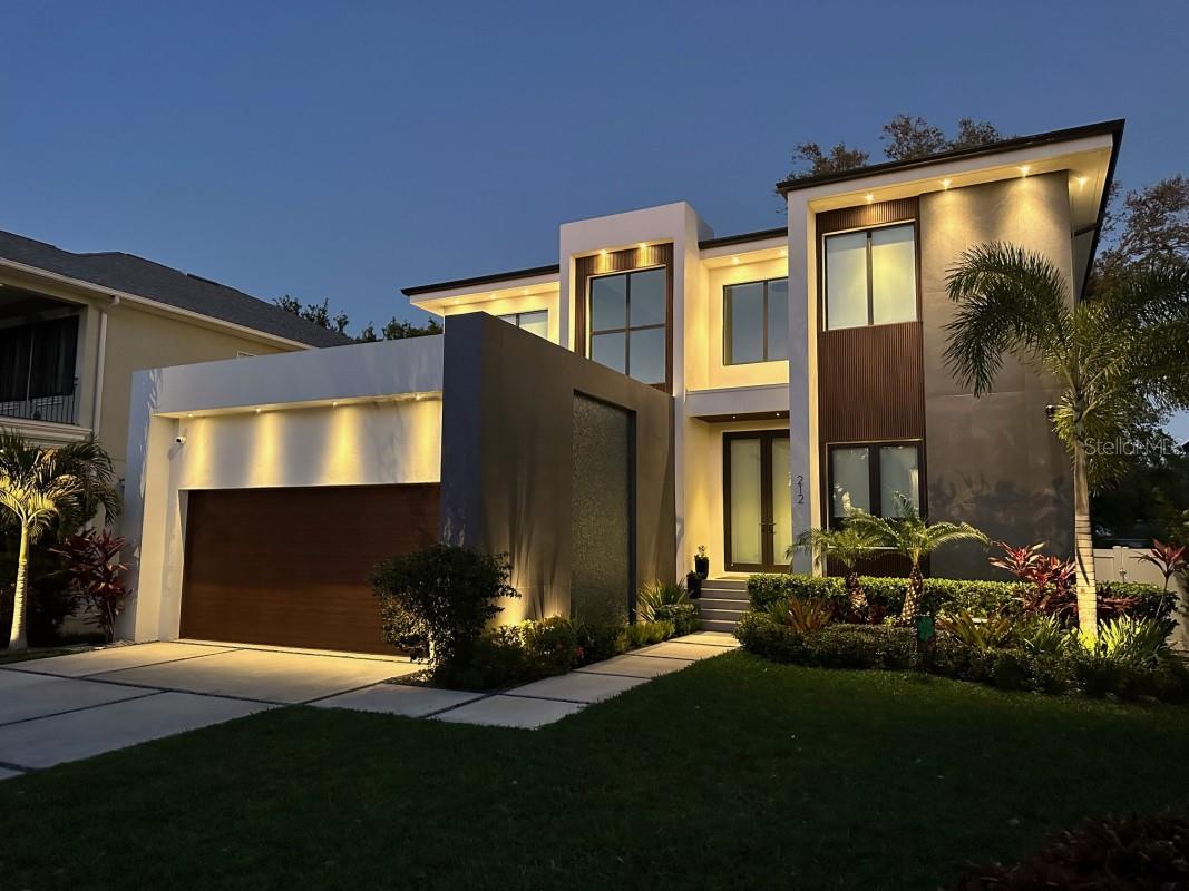 212 S Renellie Drive