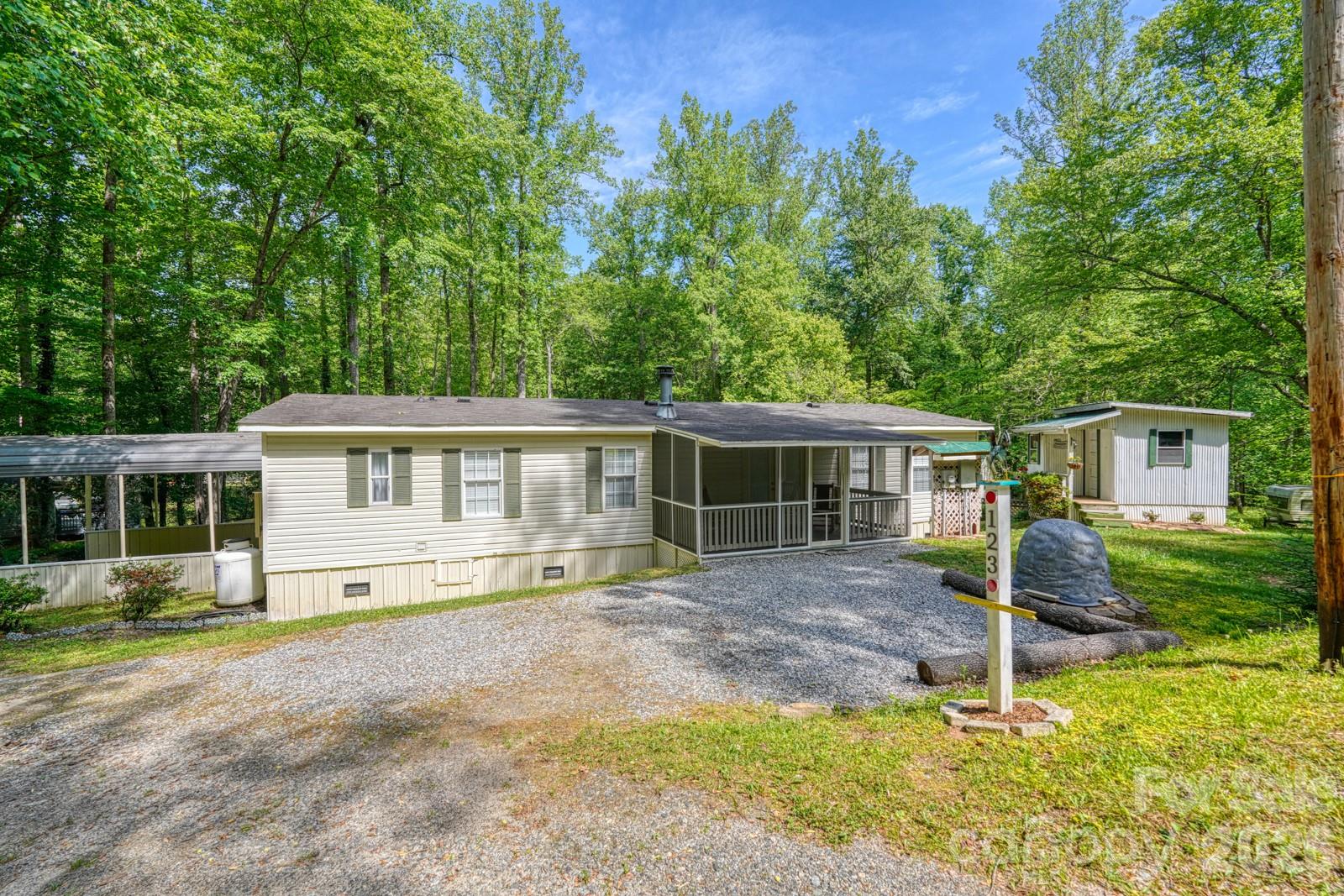 123 Little Rock Way