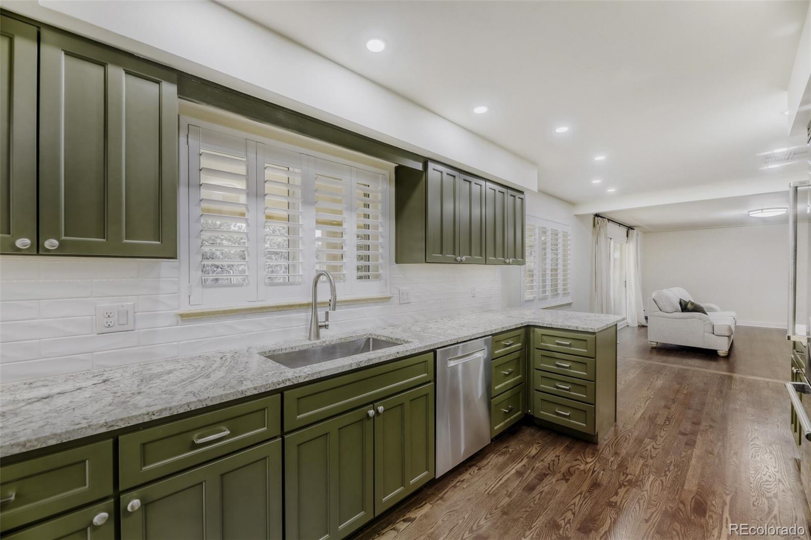 3843 S Elm Street