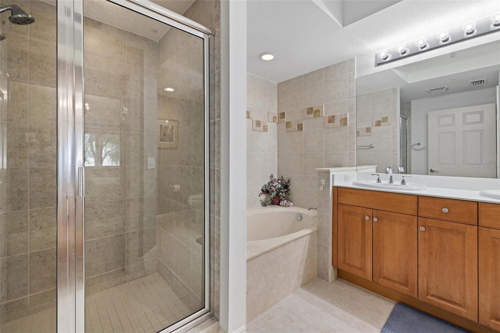 800 N Tamiami Trail 103