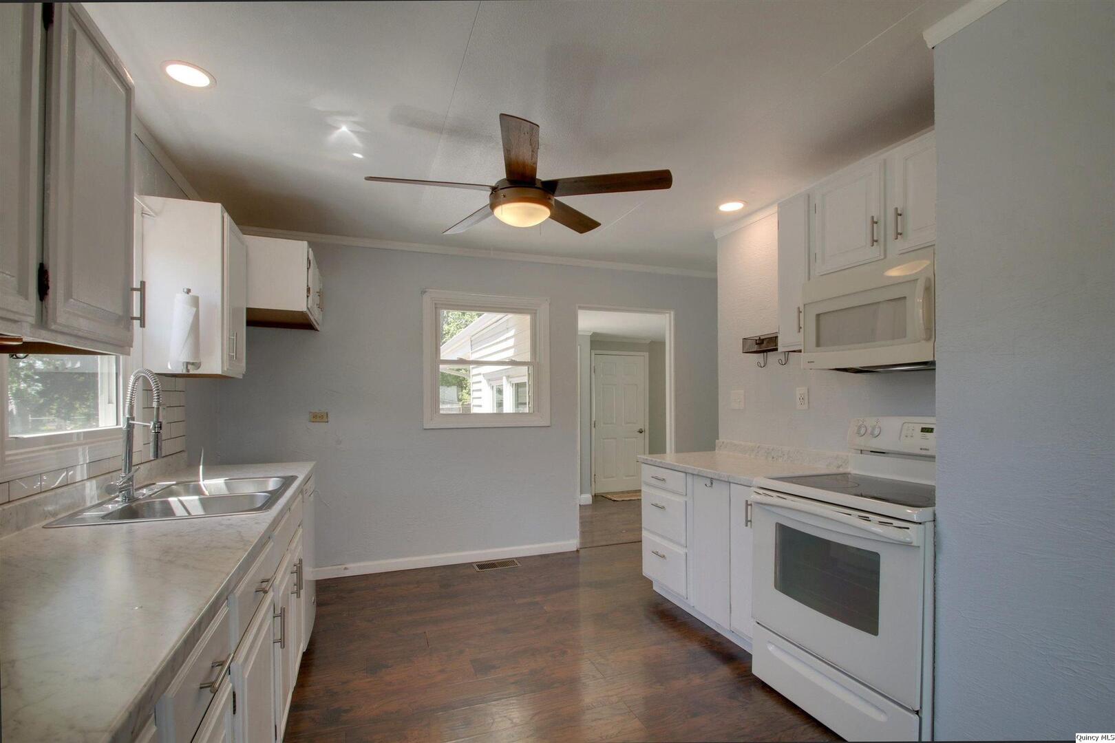 1126 S 16th St.