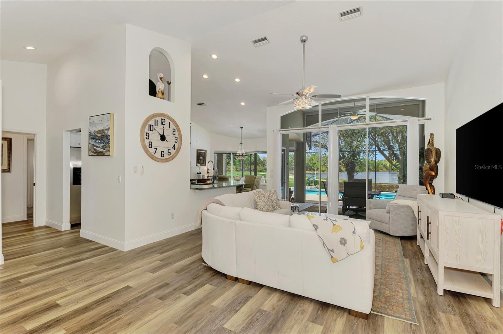 14518 Bridgeview Lane