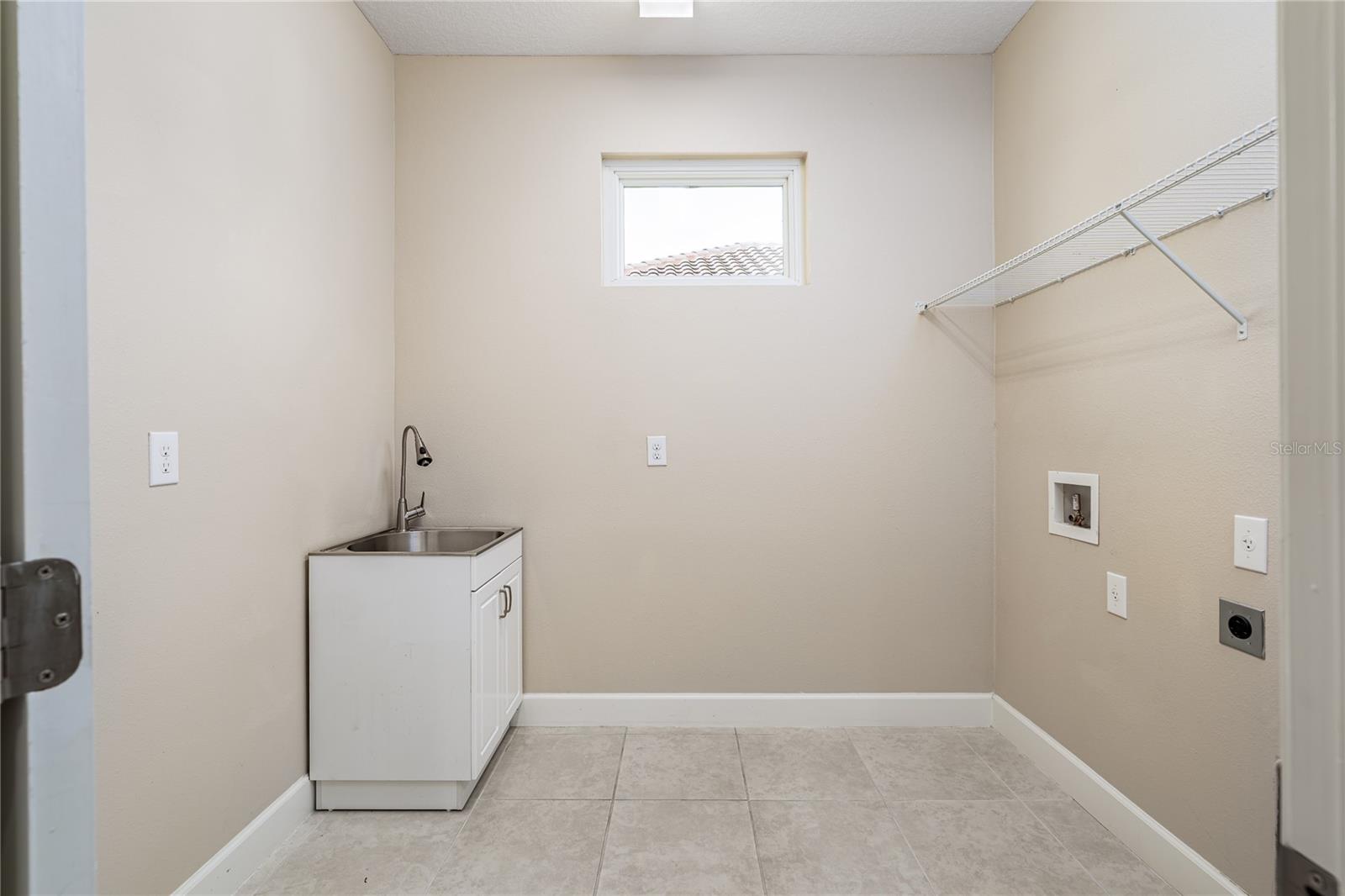 10413 Highland Park Place