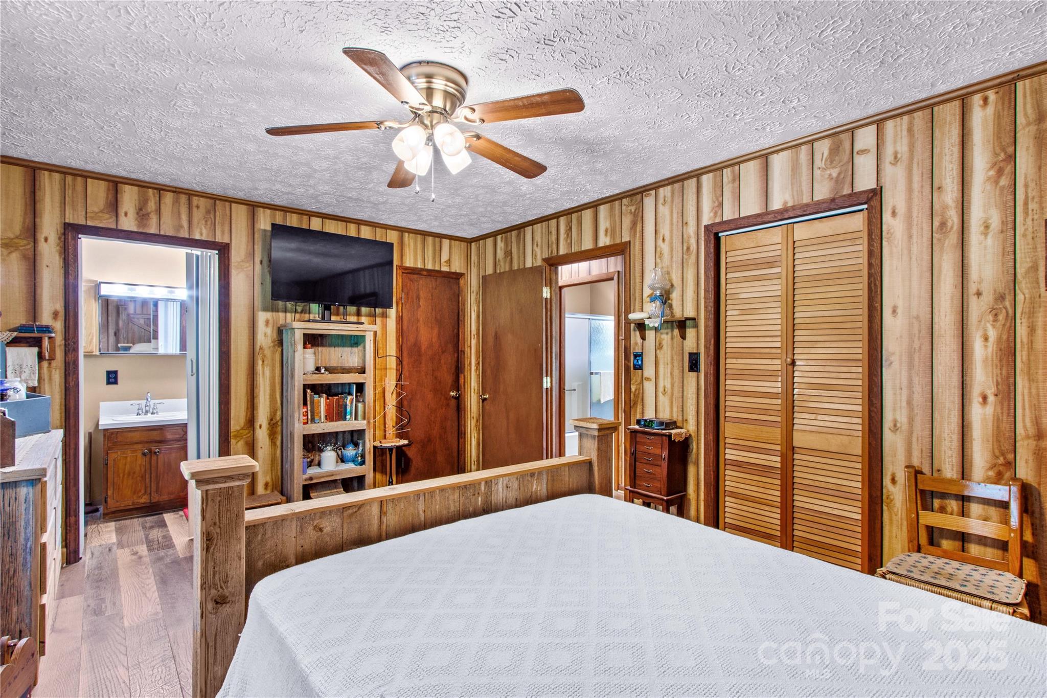 784 Whites Farm Road