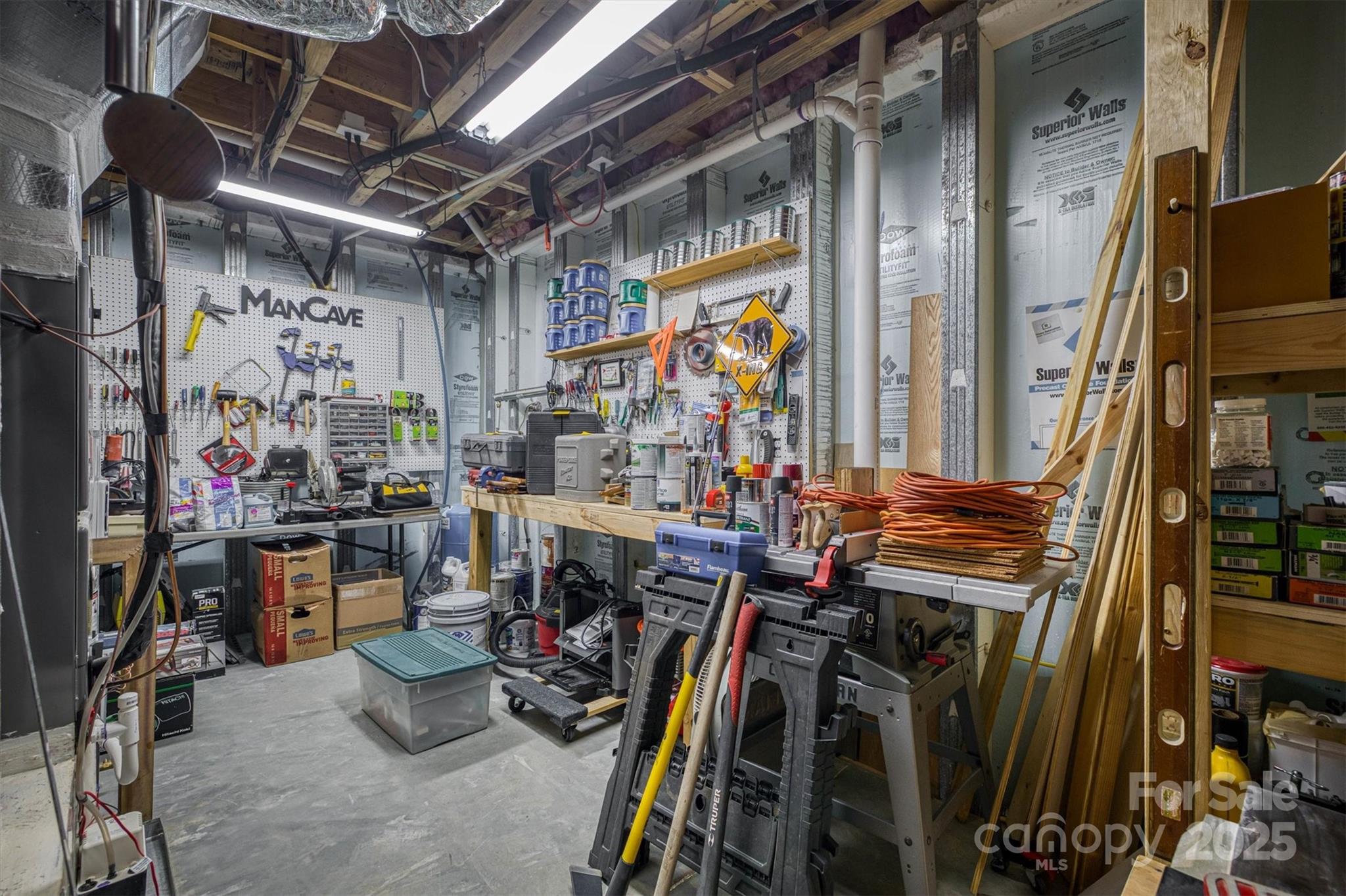 381 Scenic Overlook Drive