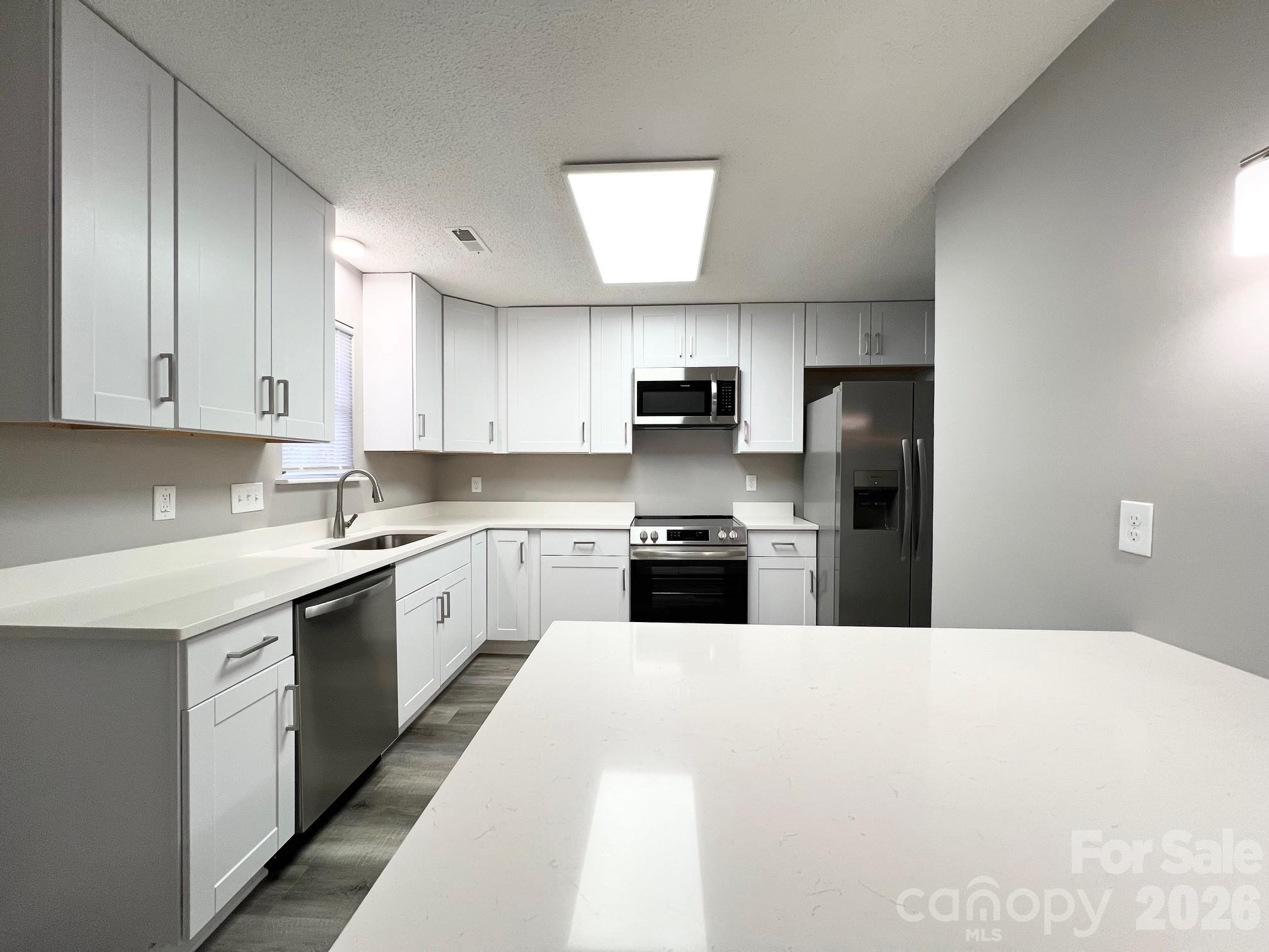 1731 Teddington Drive