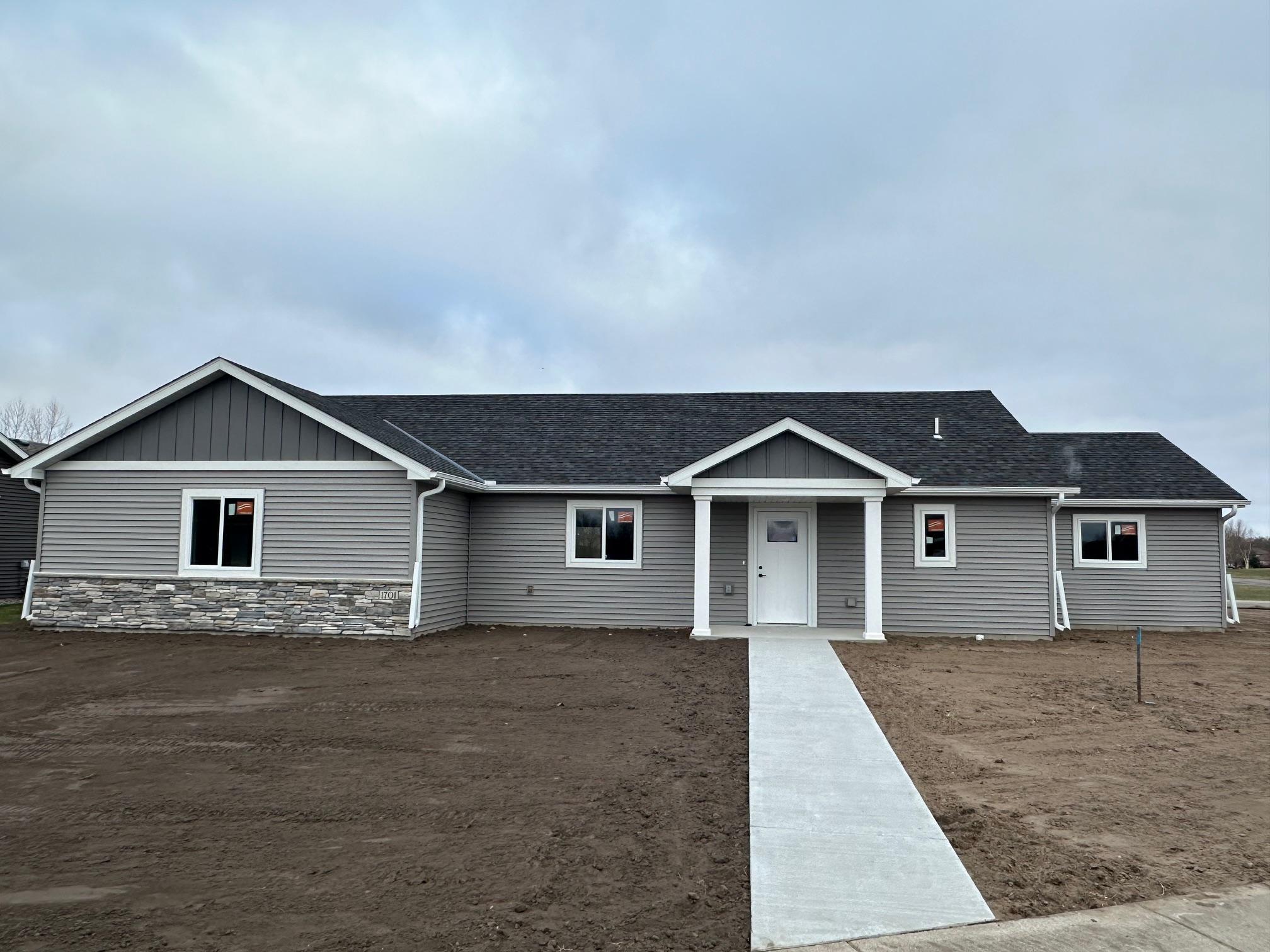 1701 Knottingham Drive