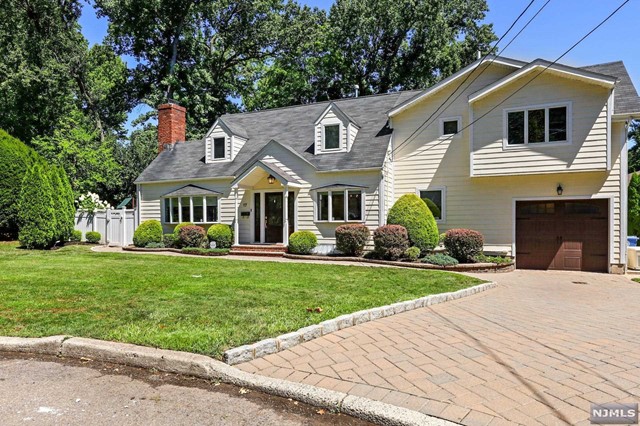 17 Bennington Court Tenafly New Jersey 07670