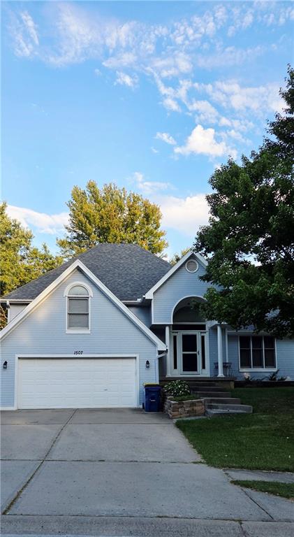 1507 Amesbury Avenue