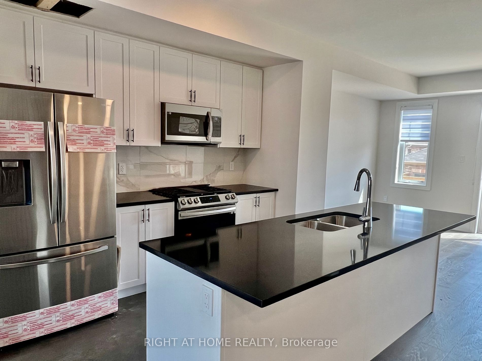 43 Bavin St 11