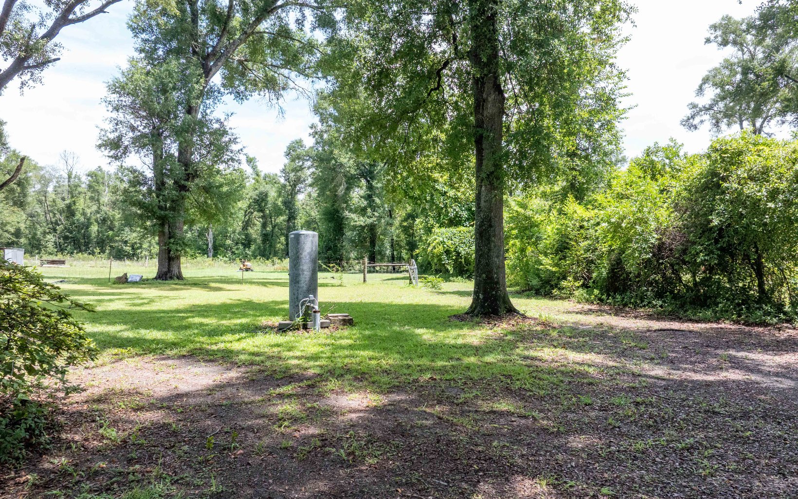 189 SE Suwannee Acres Ln