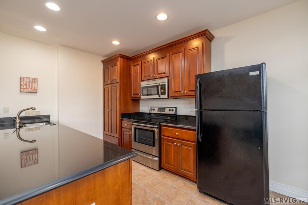 82 Portside Lane