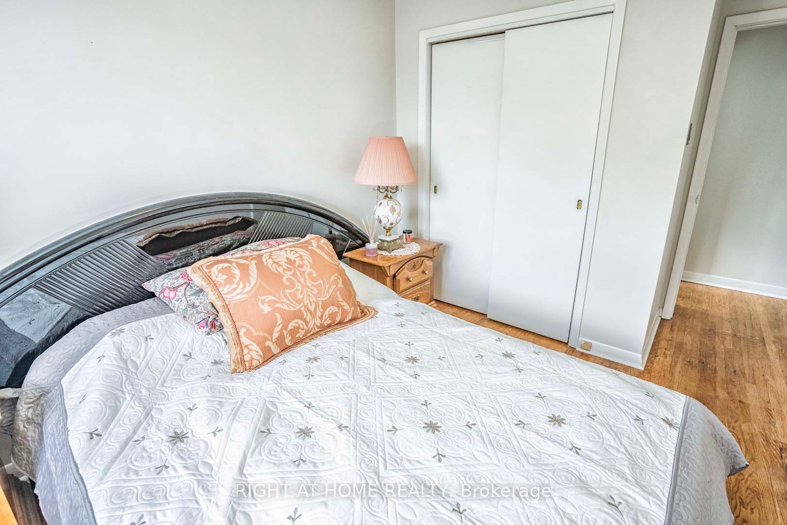 1149 Birchmount Rd