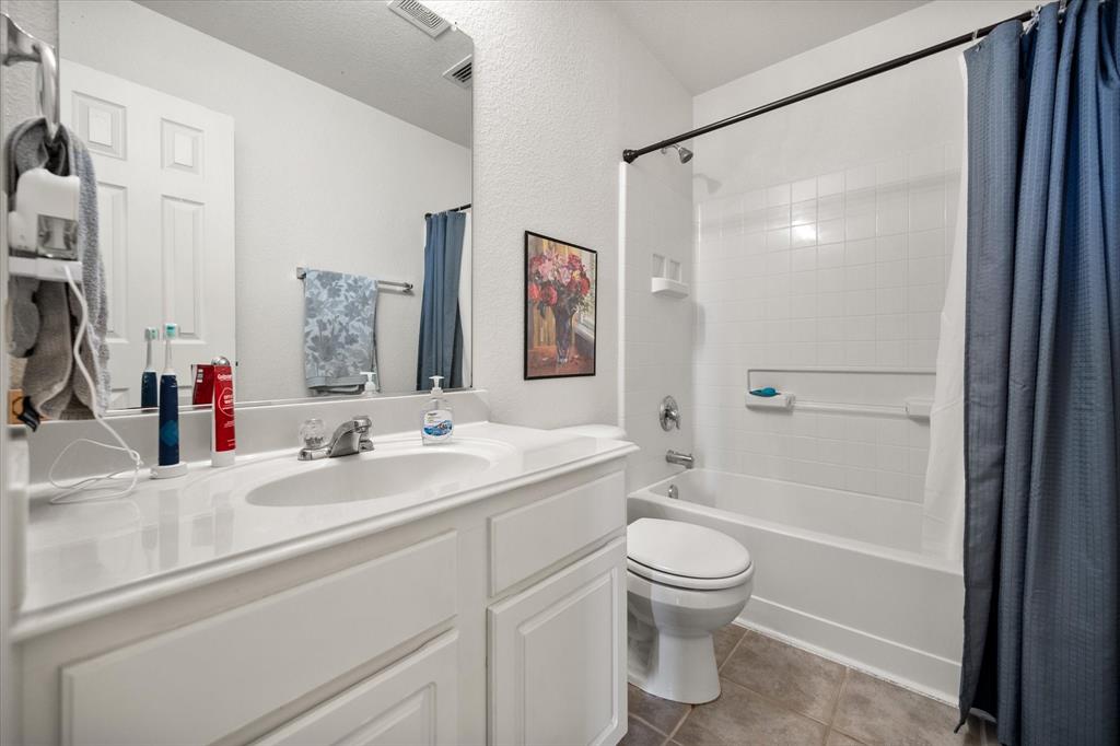 504 Mystic River Trail