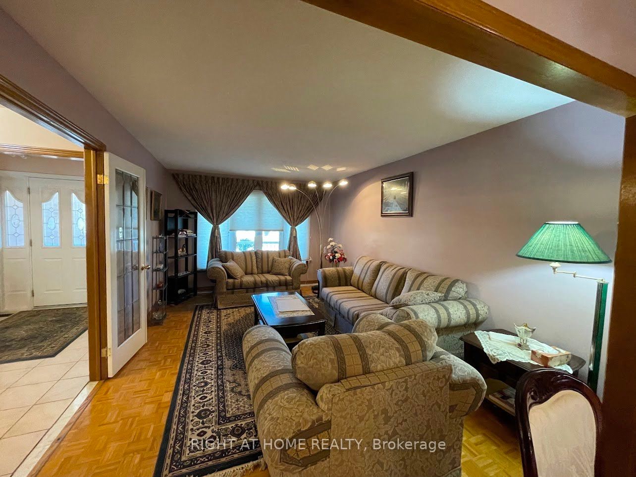164 Saddle Tree Cres