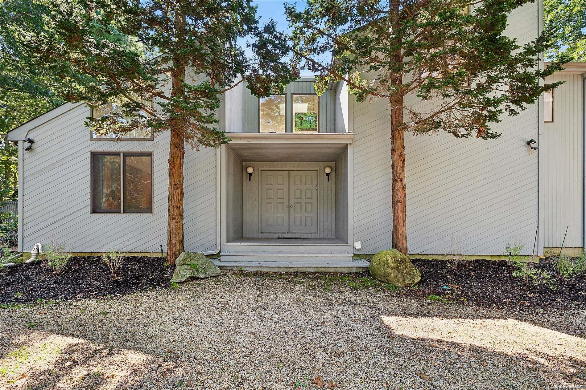 23 Jonathan Drive