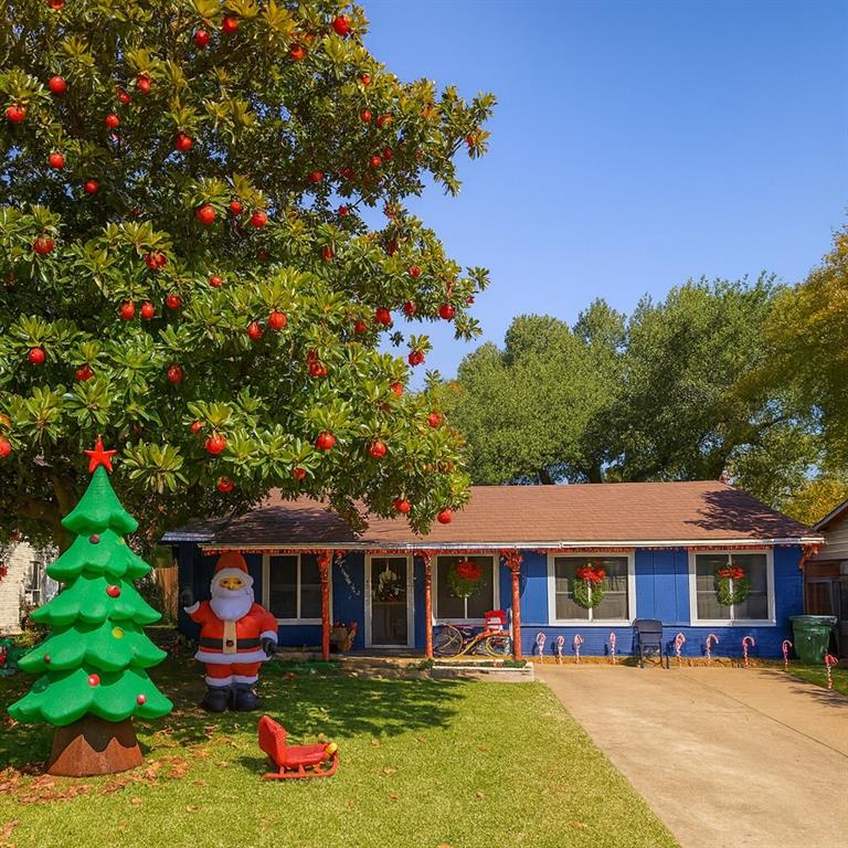 704 Clover Park Drive