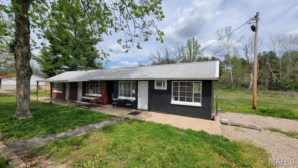 1307 N Hwy 21