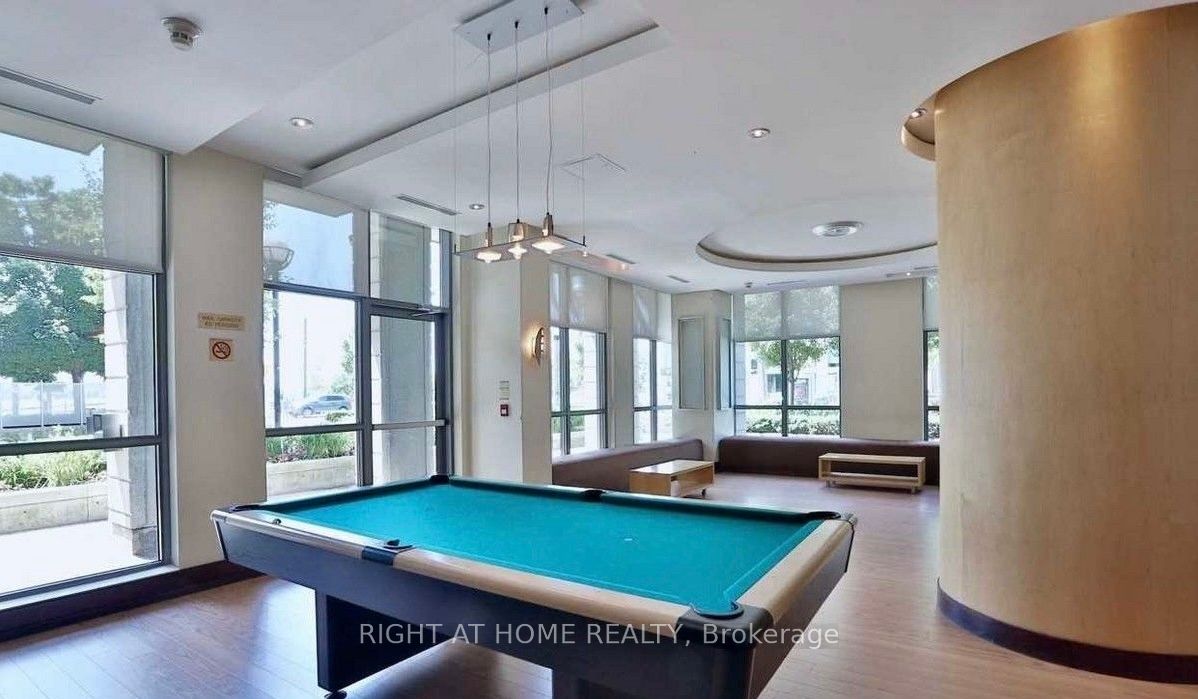 410 W Queens Quay 1205