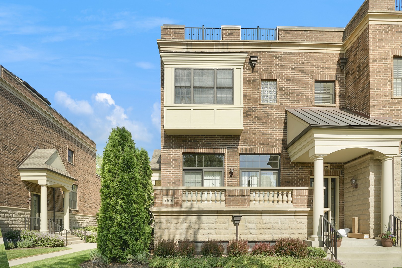 THIS IS THE LIFE! LUXURY AND MODERN EDGE ARE COMBINED INTO THIS STUNNING, CUSTOM BUILD TOWNHOME. ELEGANT FLOOR PLAN WITH SPACE DESIGNED FOR EASY LIVING AND ENTERTAINING.  ENJOY GATHERINGS IN THE GREAT ROOM WITH FRENCH DOORS LEADING TO A FRONT TERRACE. TREMENDOUS CHEF'S KITCHEN ACCOMPANIED WITH A FORMAL DINING ROOM AND HIGHLIGHTED WITH GRANITE COUNTERTOPS, SS APPLIANCES, CENTER ISLAND SEATING, AND VERSATILE BUTLER'S PANTRY. PERFECT SETTING FOR RELAXING OFFERS THE GENEROUS LIVING ROOM WITH HUGE WINDOWS AND A CHARMING FIREPLACE. UPSTAIRS, YOU WILL FIND THE DREAMY MASTER SUITE WITH A WALK-IN CLOSET, EN-SUITE BATHROOM, AND PRIVATE ADJOINING BALCONY. ON THE SAME FLOOR IS ANOTHER SLEEK BEDROOM WITH ITS OWN EN-SUITE BATH, GENEROUS CLOSETS, AND WONDERFUL VIEWS. CONVENIENT, LOWER-LEVEL GUEST SUITE OFFERS PRIVACY WITH PLENTY OF ROOM FOR STUDY, SLEEP, AND STORAGE. THE HIGHLIGHT OF THE HOME IS THE ROOFTOP TERRACE FROM WHICH YOU CAN ADMIRE THE VIEW FROM THE PARK OR THE BREATHTAKING SUNSET. DESIRED LOCATION, WITHIN WALKING DISTANCE TO TRAIN, DOWNTOWN SHOPS, CAFES AND RESTAURANTS, CLOSE PROXIMITY TO PREMIER SCHOOLS, PARKS AND TRANSPORT.