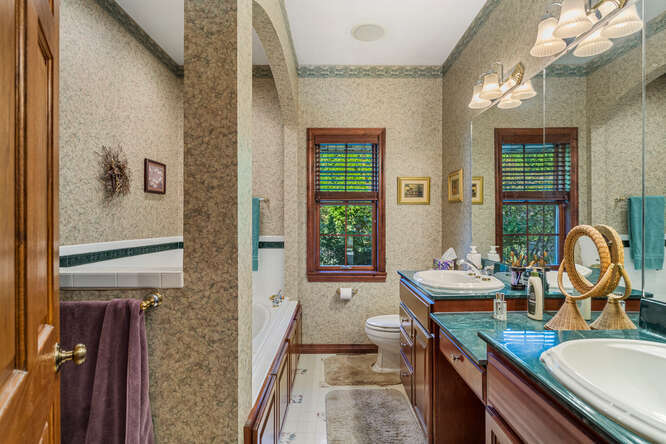 1174 County Road 2500