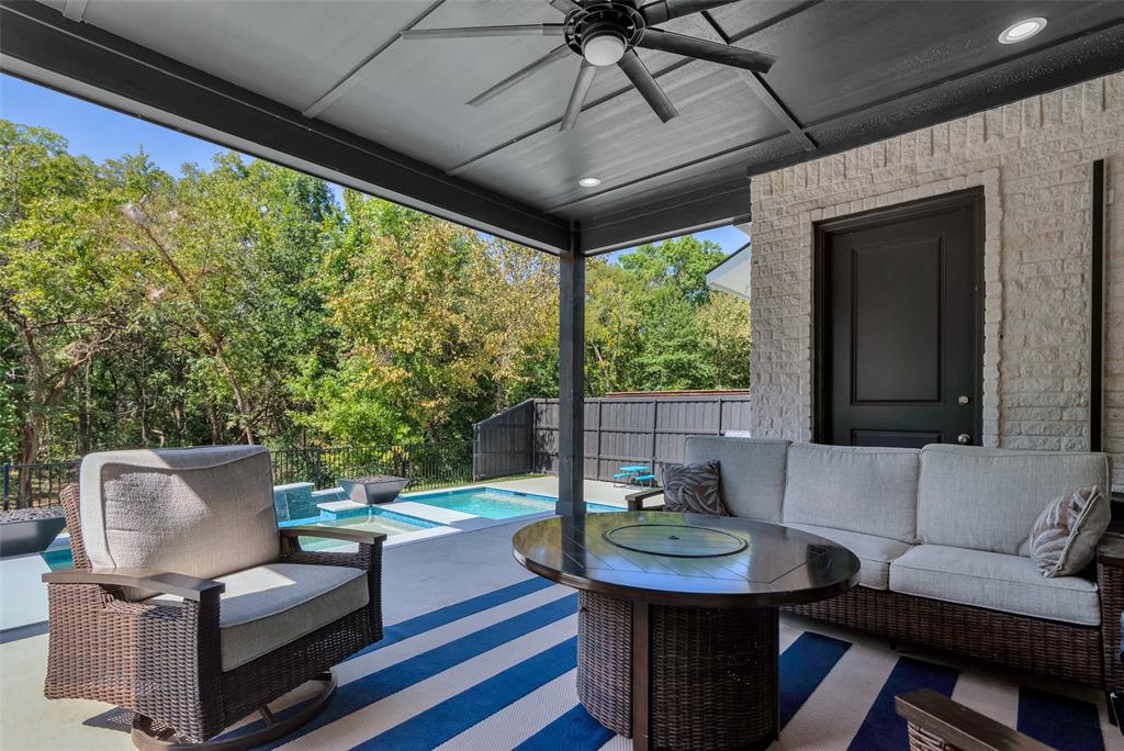 931 Waterloo Lake Drive