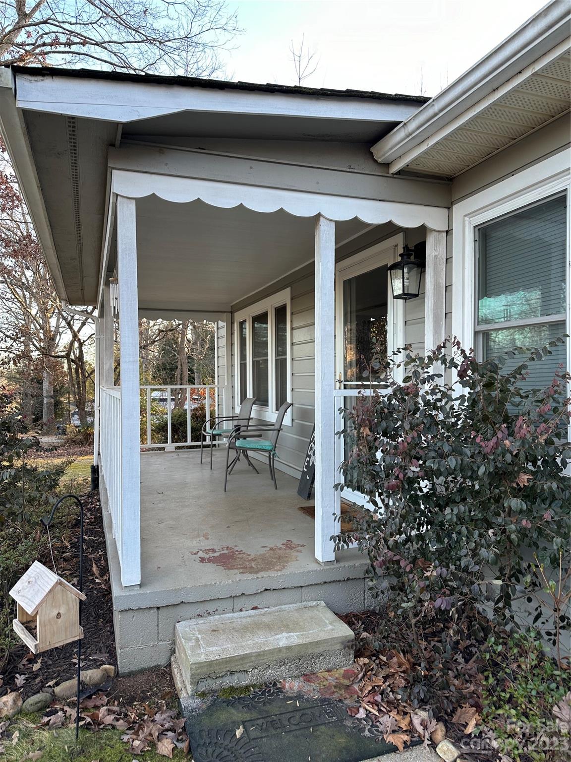 2736 Fairwood Drive