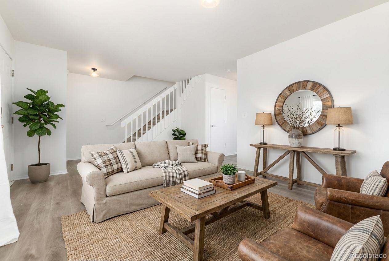 473 N Banner Street J