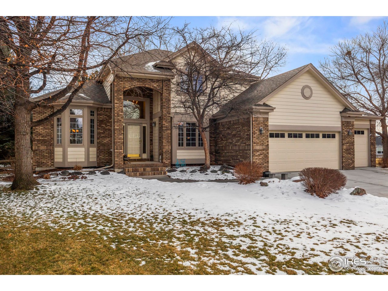 Tucked away in a quiet Willow Springs cul-de-sac, this move-in ready two-story home sits on an oversized lot with greenbelt views. Enjoy outstanding community amenities including open space, pond, trails, pool, clubhouse, pickleball and tennis courts, and playground. Fresh paint and hardwood floors complement the main level featuring grand living and dining rooms with coffered ceilings, a private office, an updated kitchen with stainless steel appliances and granite, plus a family room with fireplace. Upstairs offers a spacious primary suite with walk-in closet and remodeled spa-like bath with heated floors, soaking tub, and oversized shower, plus three additional bedrooms and a remodeled bath. The finished basement includes a rec room, bedroom with walk-in closet, bathroom, and storage. Relax in the lush, park-like backyard with mature trees, covered patio, retractable shade, and leaf guards. Minutes to shops, schools, dining, and the Power Trail-an exceptional opportunity in a highly desirable community.