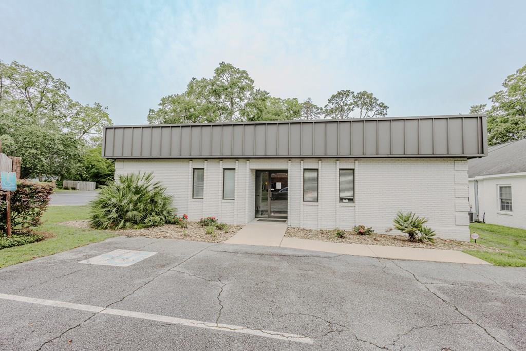 Excellent location on high traffic business corridor just a few blocks off of downtown Thomasville. This building has approximately 2,316 sf and is currently light professional office use. There are approximately 8 offices plus a breakroom, two public restrooms and one private bathroom attached to an office. Current owner has installed extensive upgraded computer and data lines suitable for secure networks. Approximately 8 public parking spaces as well as 7 parking spaces available in the back of the building. Parking design plans available upon request.