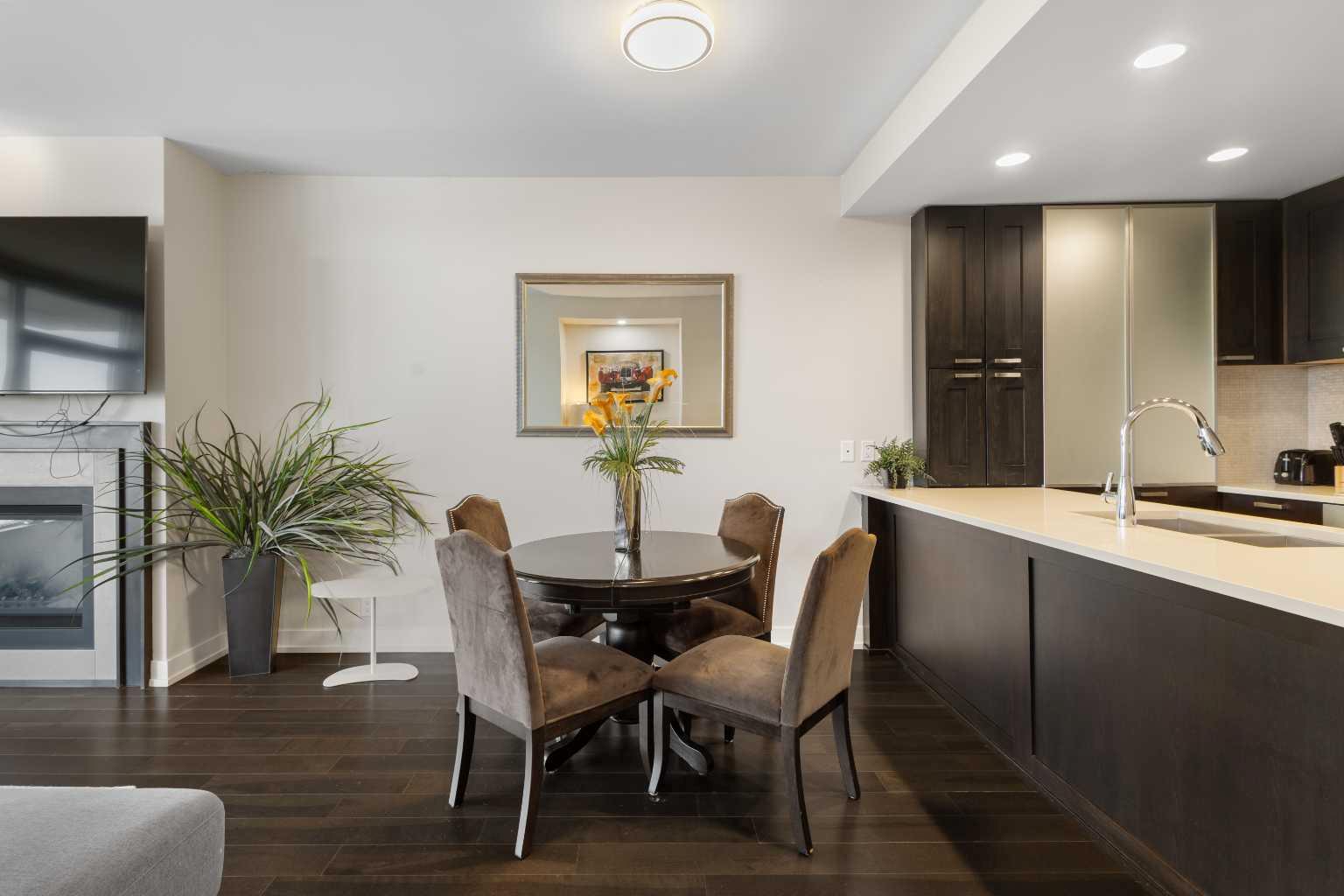 222 Riverfront Avenue SW 1322