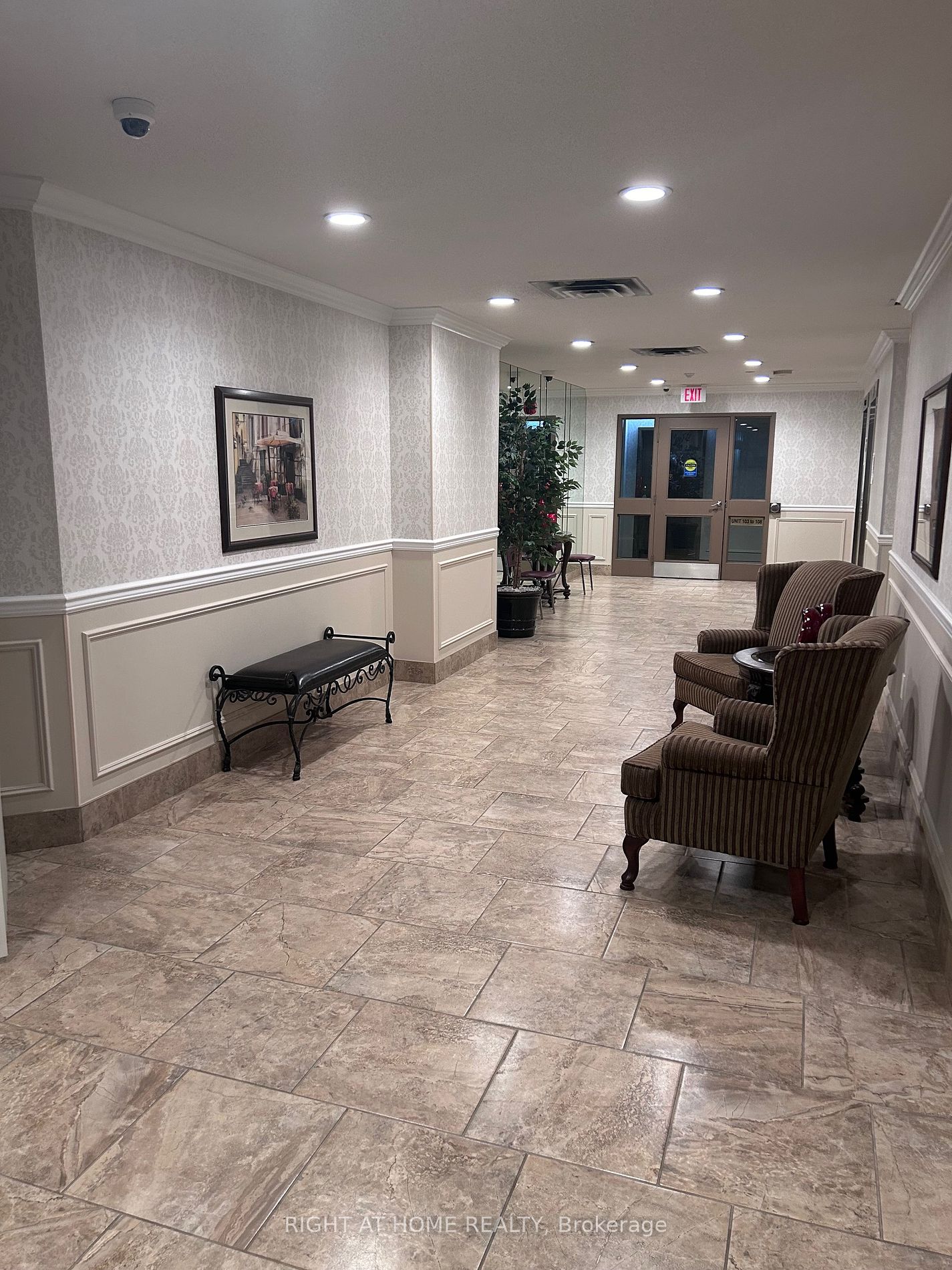 5070 Pinedale Ave 506