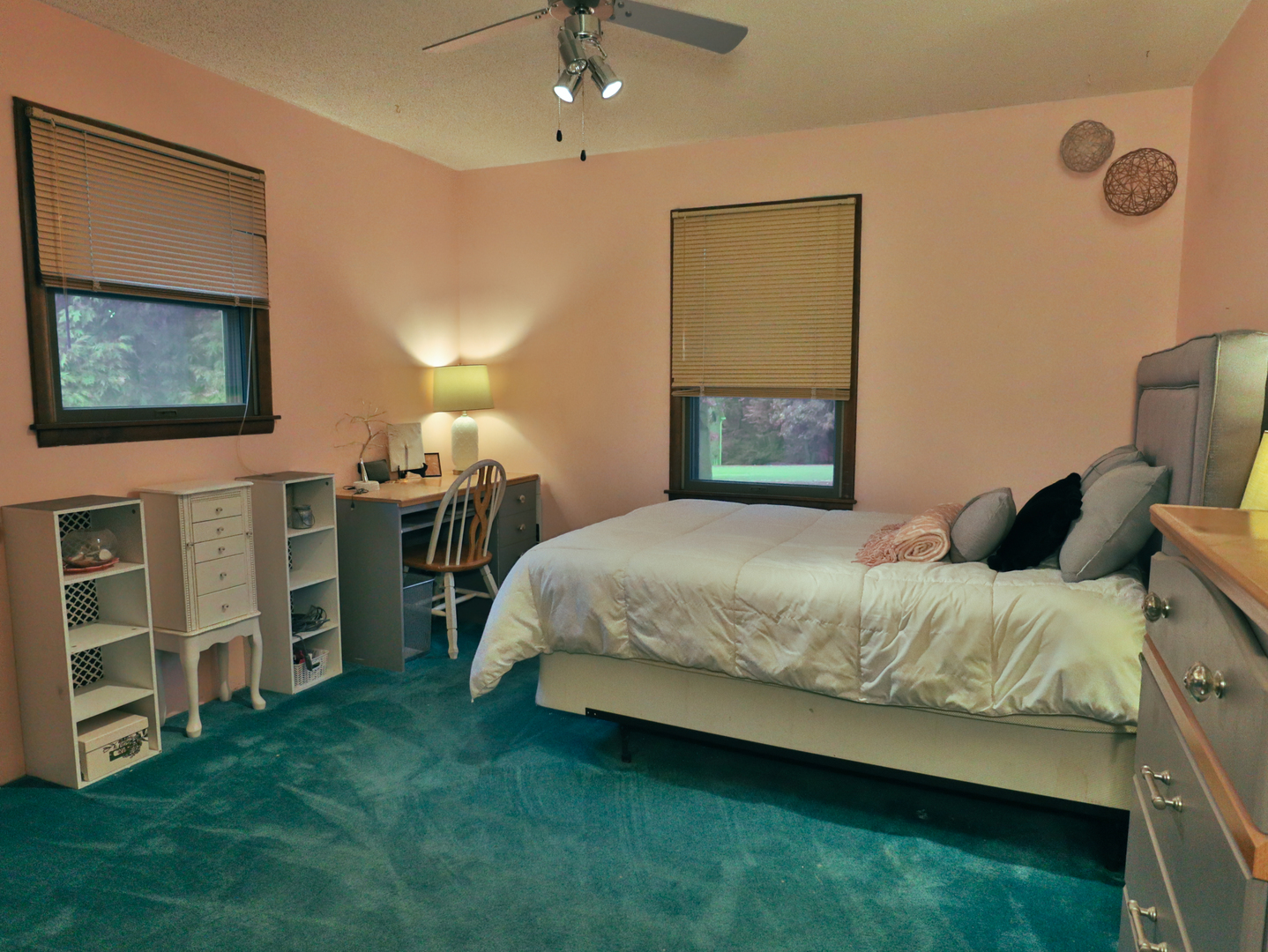 6607 Oak Ridge Lane