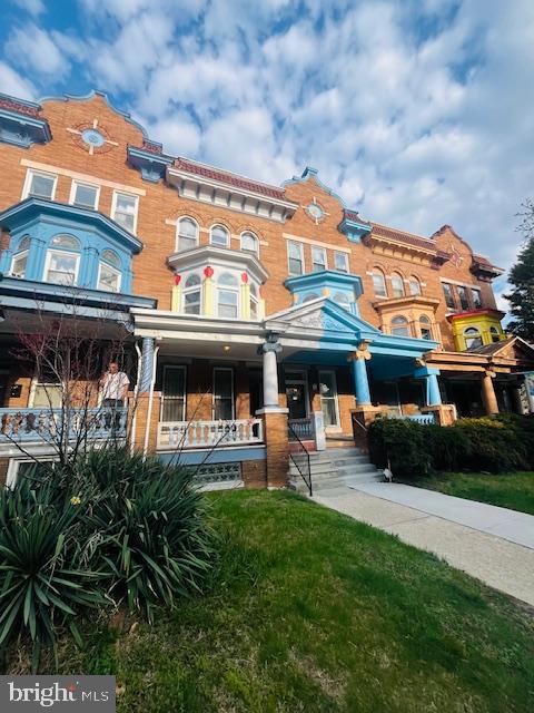 Experience the best of Charles Village in this sun-drenched, spacious 3-bedroom, 2-bathroom residence, perfectly positioned near Johns Hopkins University. Steps away from public transportation, vibrant entertainment,  the Baltimore Museum of Art, and local favorites. The Space:This unit seamlessly blends historic charm with modern luxury. You’ll find gorgeous hardwood floors and exposed brick walls throughout. The living room and primary suite are bathed in incredible natural light, creating a warm, airy atmosphere.Modern Amenities:Gourmet Kitchen: Fully updated with sleek stainless steel appliances and ample prep space.Designer Bathrooms: Two luxury baths —one offering a soaking tub and the other a modern glass-enclosed shower and featuring classic subway tiling.Outdoor Living: Enjoy your own private deck, perfect for morning coffee or evening relaxation.Convenience: On-site laundry and parking for two cars are included.Lease Details:Available: August 2026Criteria: Monthly income must be 3x the rent, 640+ credit score, and a clean rental history. 1 cat welcome at $40/month rentTenants pay 47% of gas/electric/waterNote: Landlord reserves occasional access to a locked storage room in the basement.