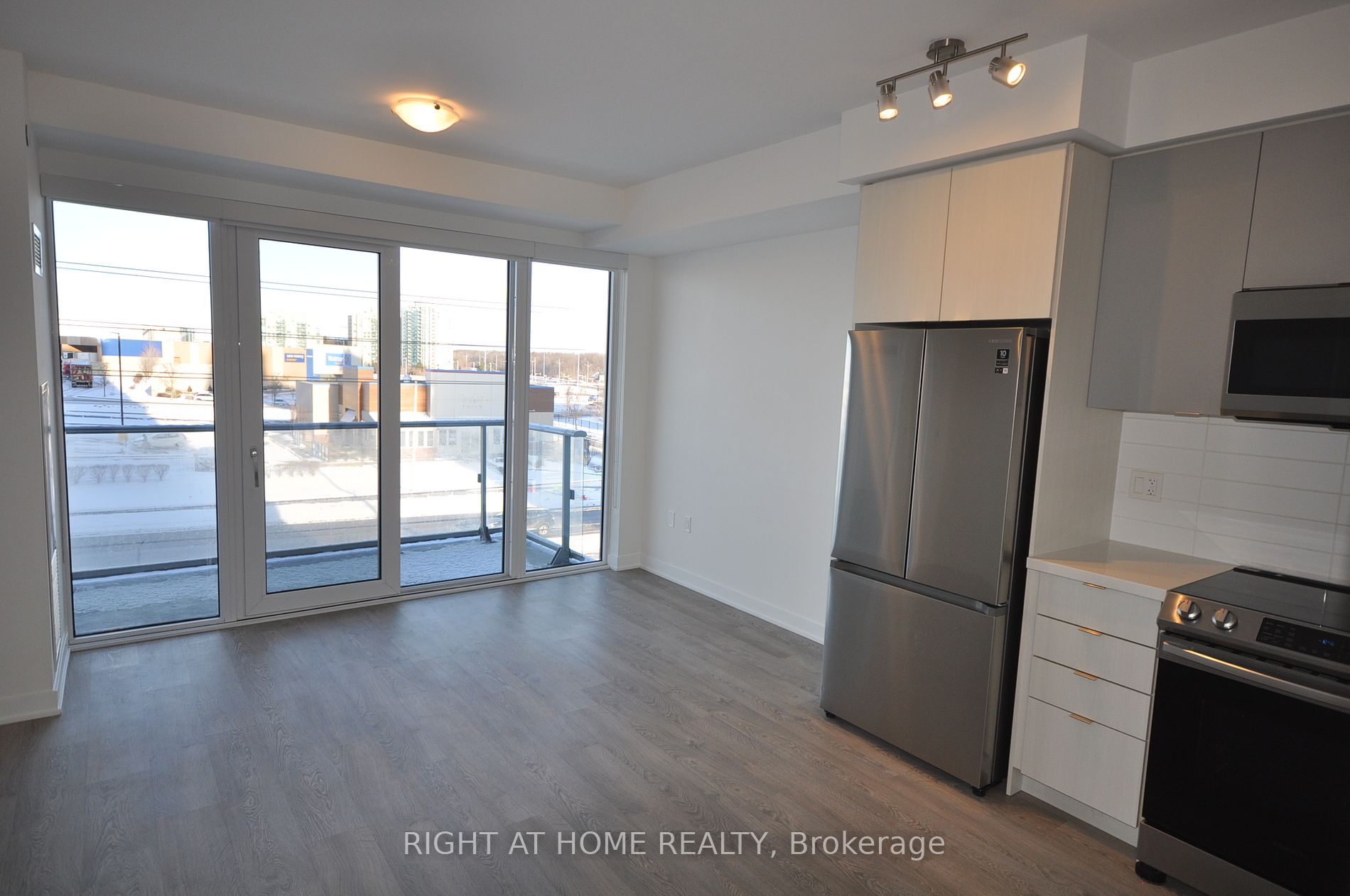 4675 Metcalfe Ave 308