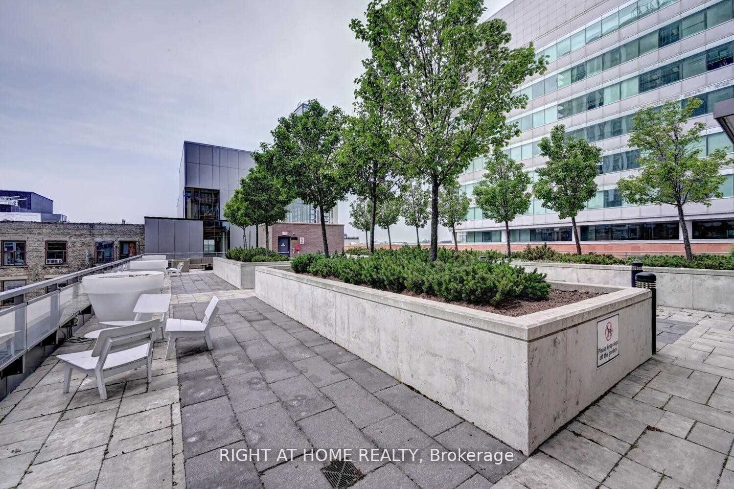 85 W Duke St 105