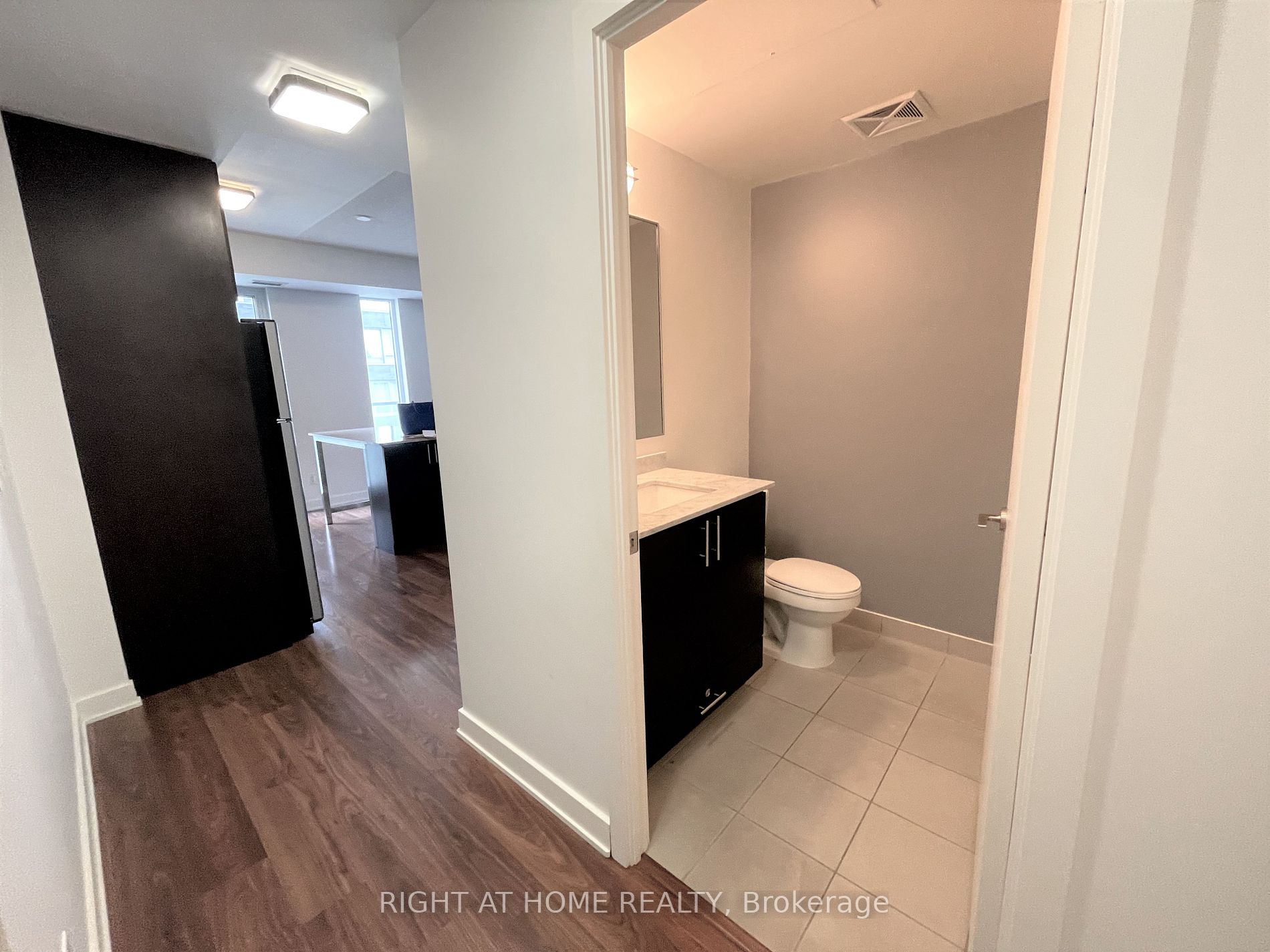 260 Sackville St 312