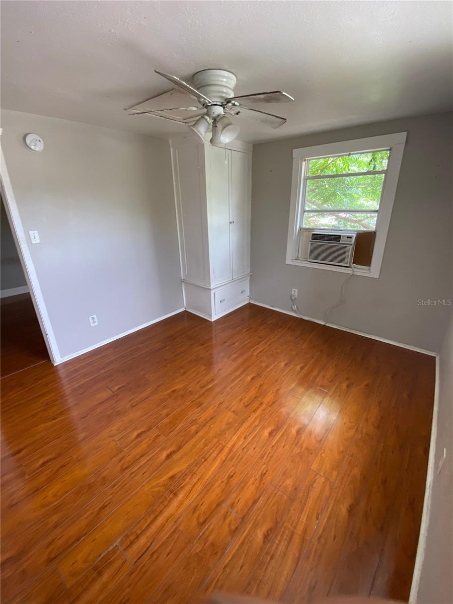 2235 Florida Avenue S