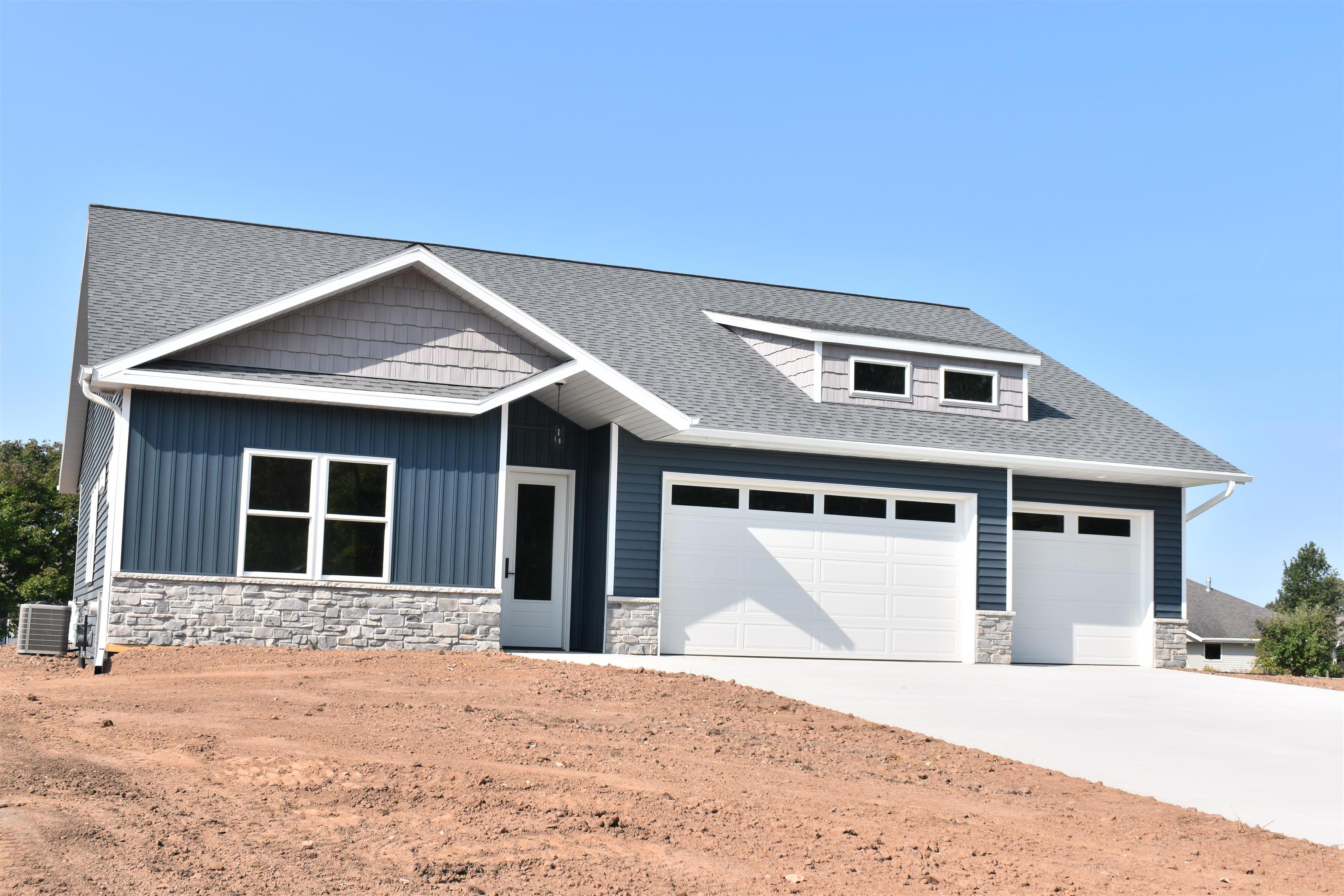 3208 Eclipse Drive