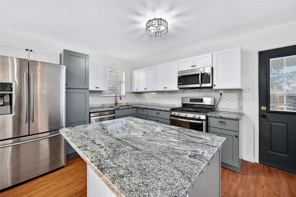 143 N Imperial Drive