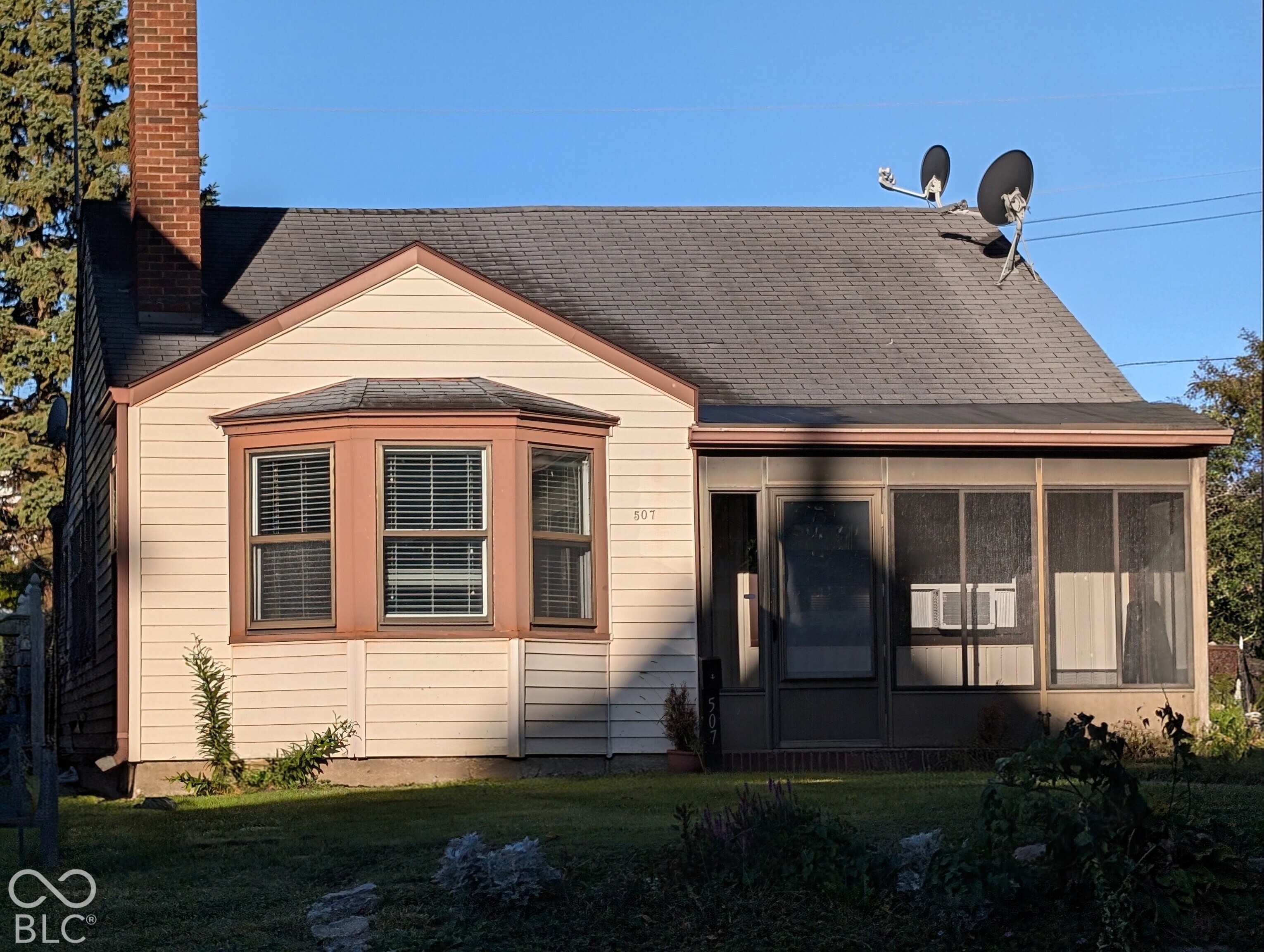 507 N Perkins Street