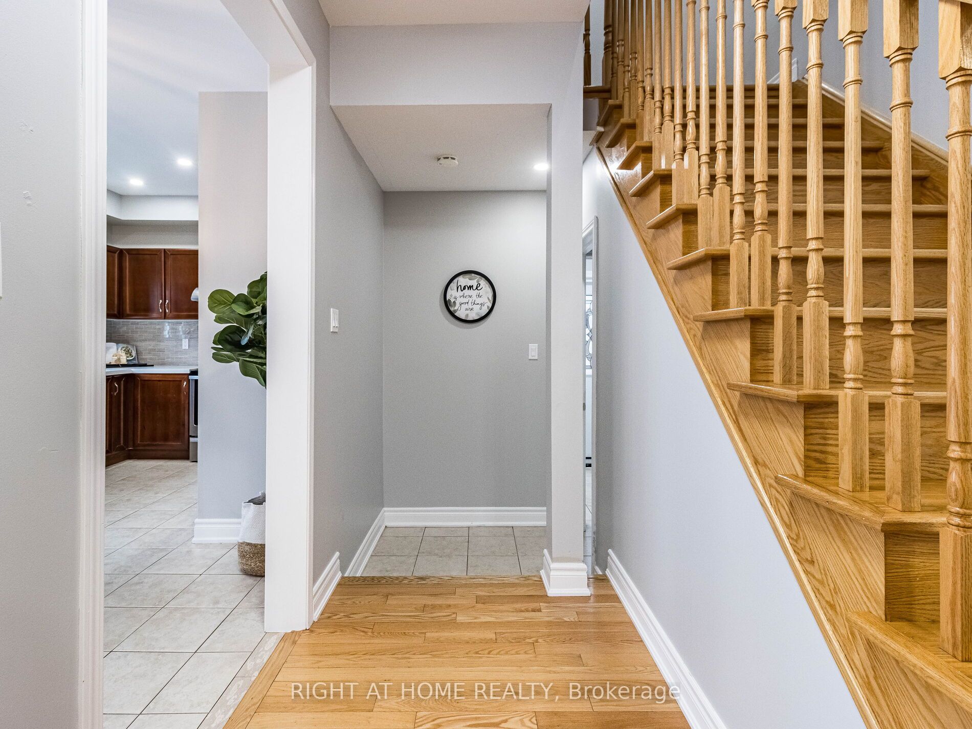 956 Ormond Dr