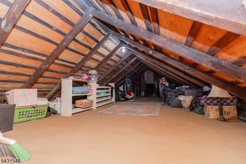 490 Mine Rd