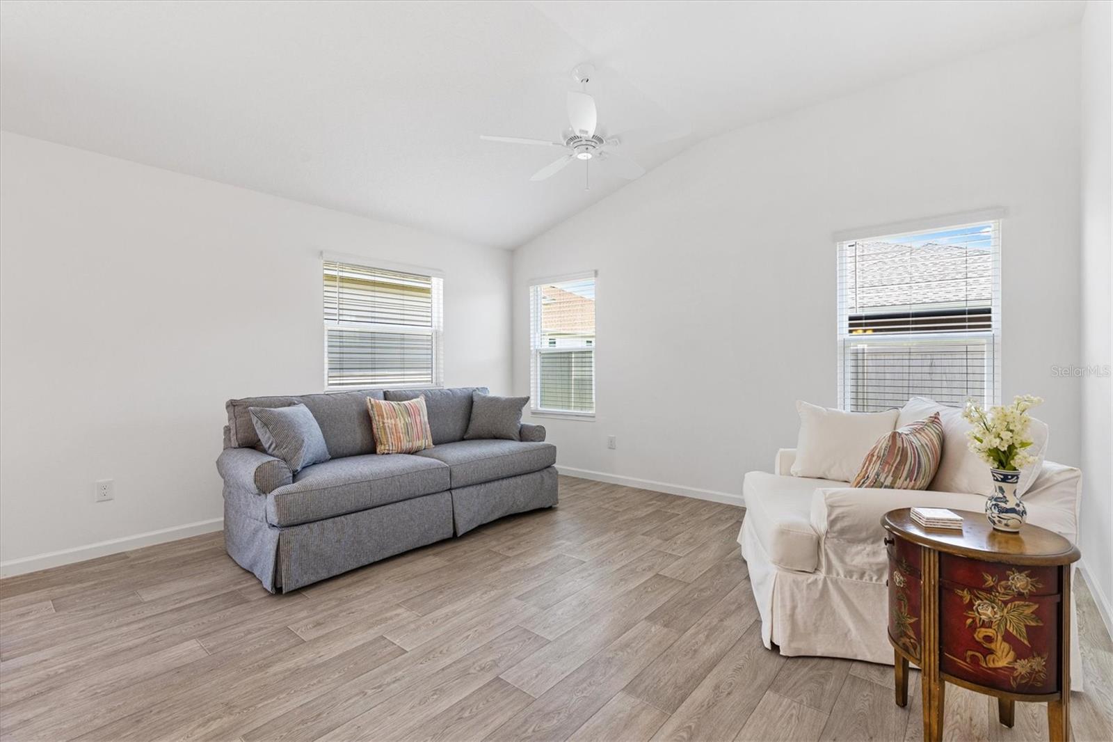 5597 Gracie Lane